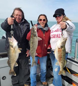 Reeling in the fun at Lake Erie! #WalleyeFishing